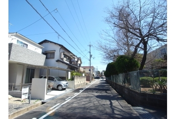 前面道路幅員約5ｍ