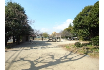 二見公園　約260ｍ