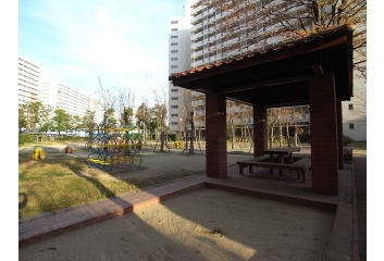 敷地内の公園