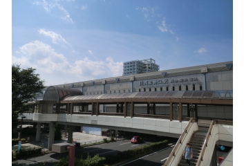 阪急川西能勢口駅