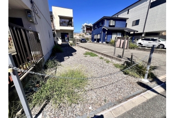 南向きにて陽当たり良好！ 車通りが少ない立地！