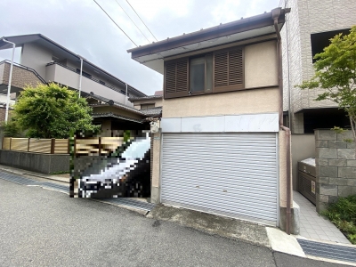 甲子園口駅徒歩約10分、前面道路幅員6ｍ高低差無し！