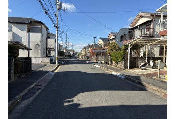 前面道路：幅員約9ｍ