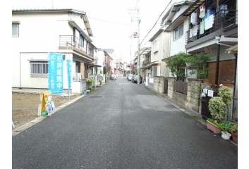 前面道路　幅員6ｍ